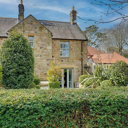 Spence Lodge: Beautiful 2-Bedroom Stone Cottage Alnmouth Exterior photo