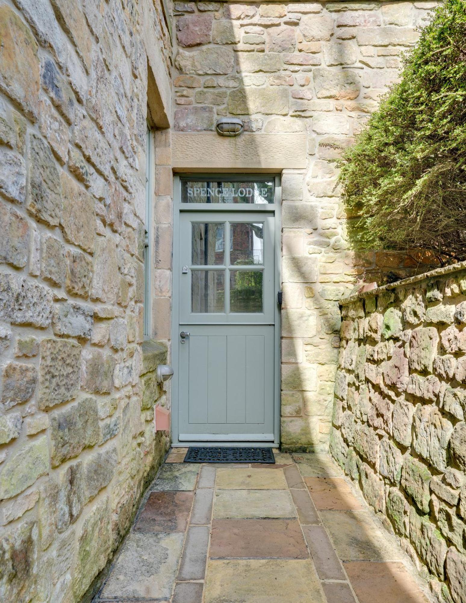 Spence Lodge: Beautiful 2-bedroom Stone Holiday home