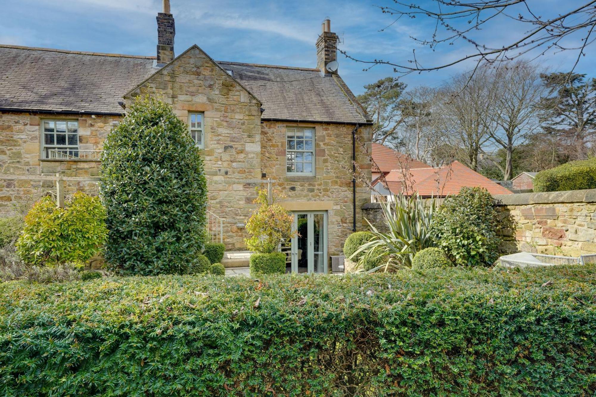 Holiday home Spence Lodge: Beautiful 2-bedroom Stone *